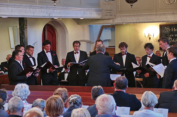 25 jaar Waarder helpt Roemenië met zangavond van Conforza_37